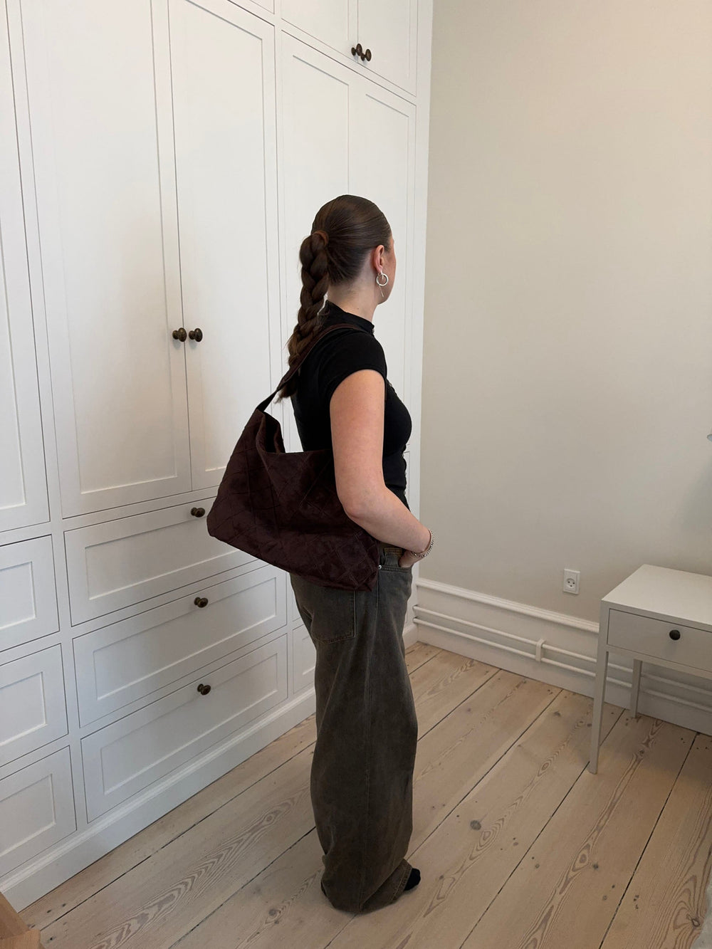 Mecca suede shoulder bag - Dark brown