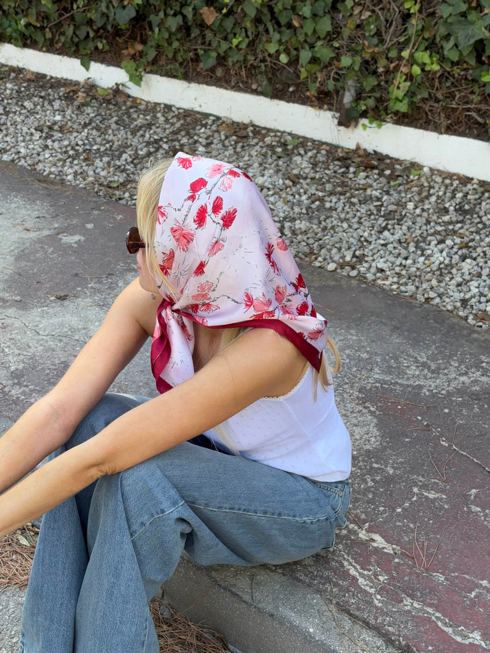 Floral scarf – Red/pink