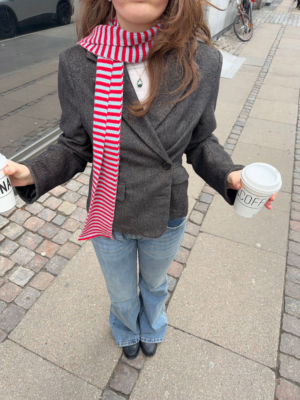 Suba scarf with stripes – Red/blue