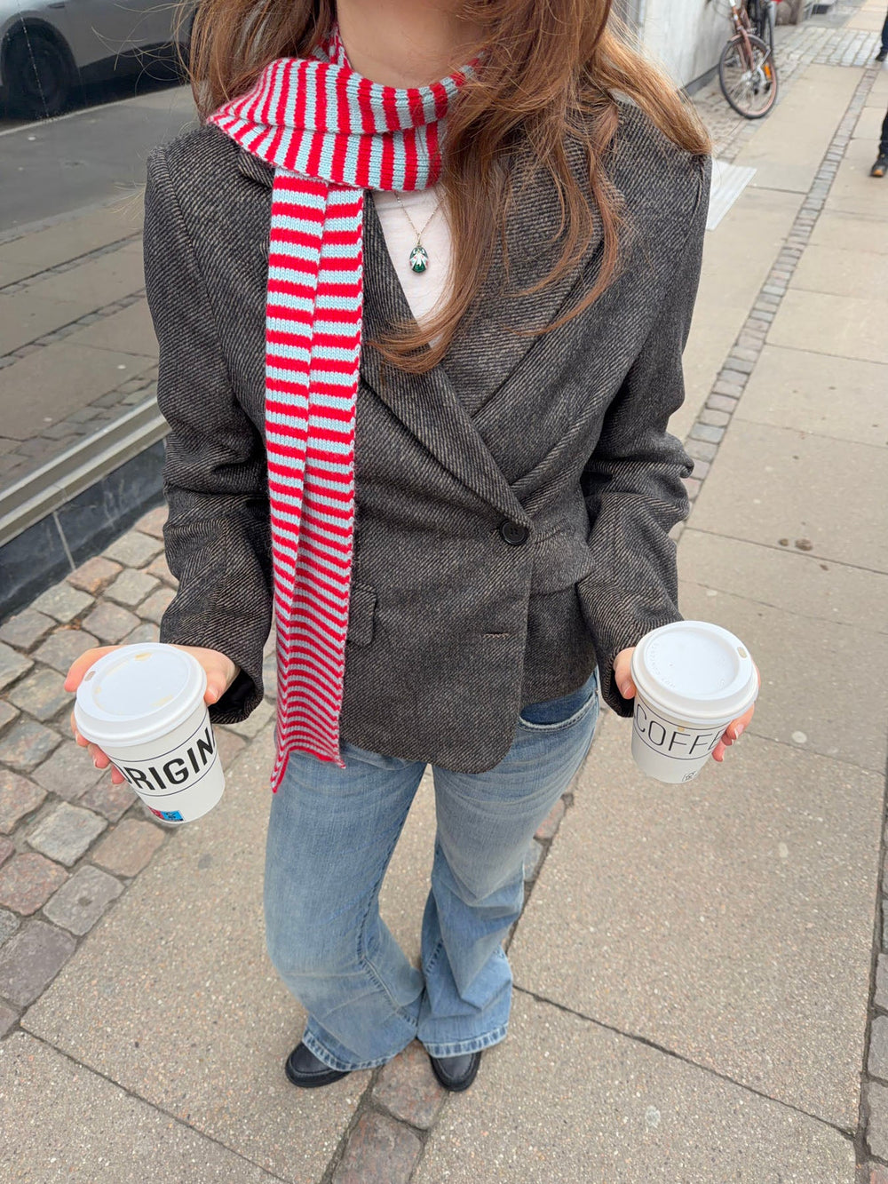 Suba scarf with stripes – Red/blue