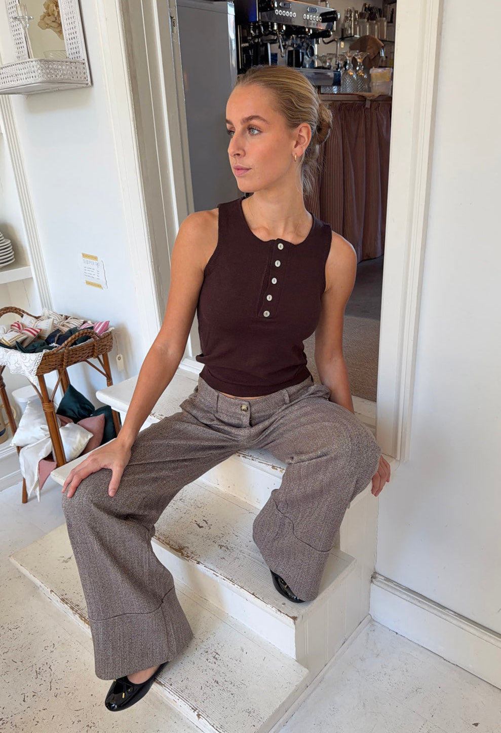 Dilly top with buttons  - Brown