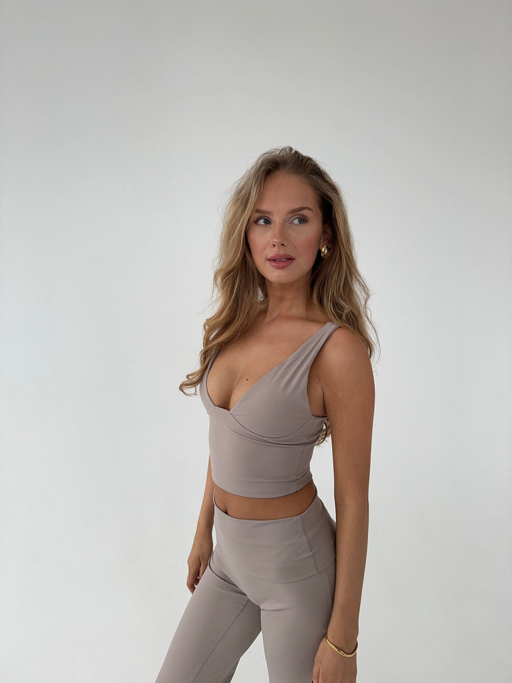 Ultimate v-neck top - Ash