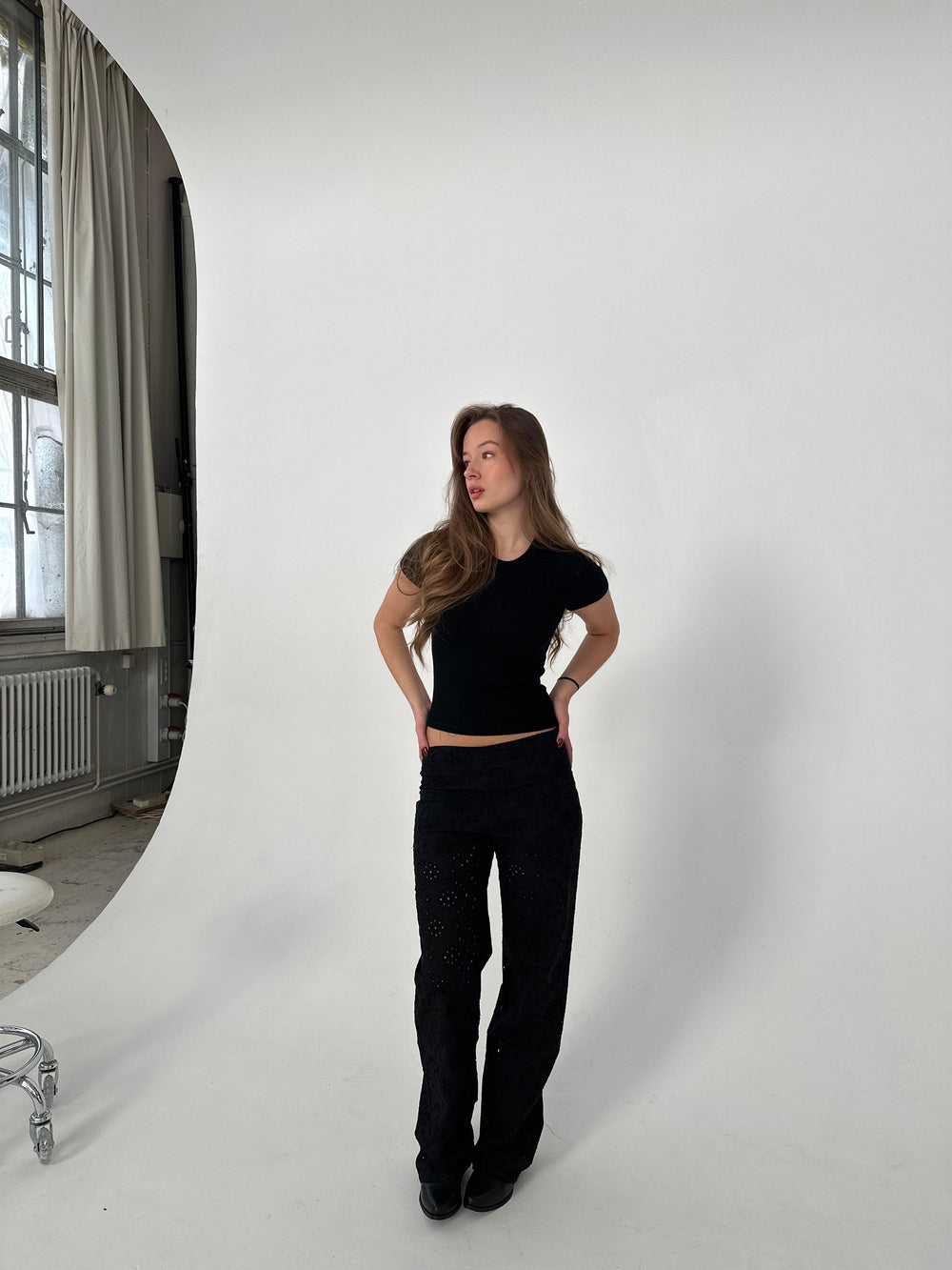 Lilia pants in broderie anglaise - Black